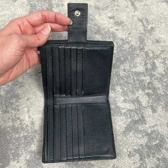 Gucci Monogram GG Canvas Leather Snap Compact Wallet Black - Picture 10 of 17